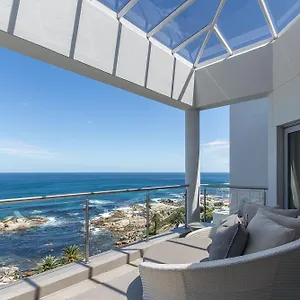 https://62-camps-bay.hotels-capetown.com